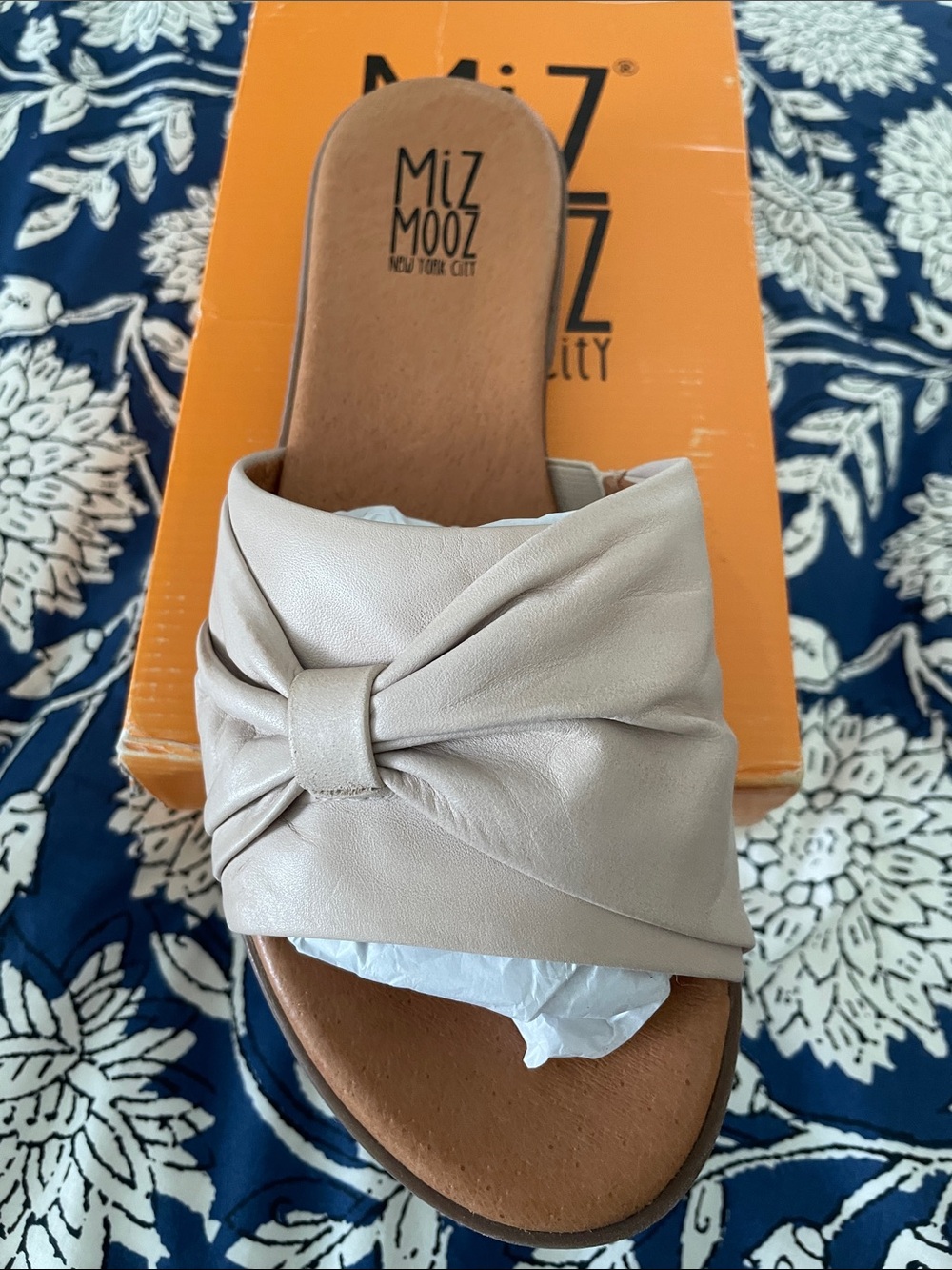 Miz Mooz Twisted Cream Leather Slides (Daisey)